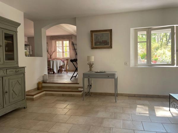 Maison de caractère à vendre 6 pièces AIX EN PROVENCE (13)