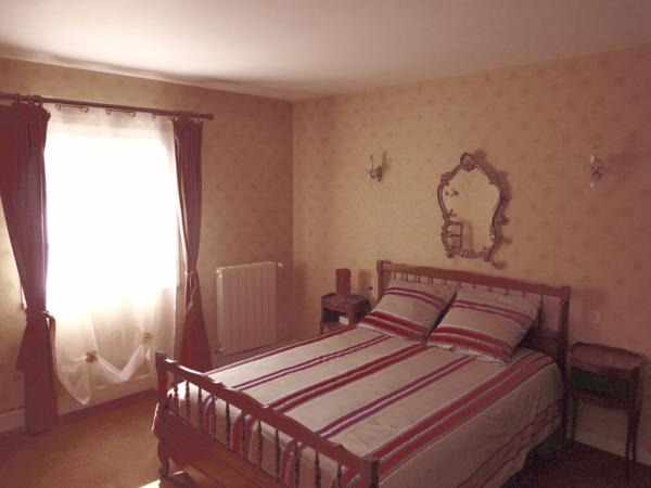 Matha, Maison - 7 piece(s) - 190 m2, 225 000  HAI