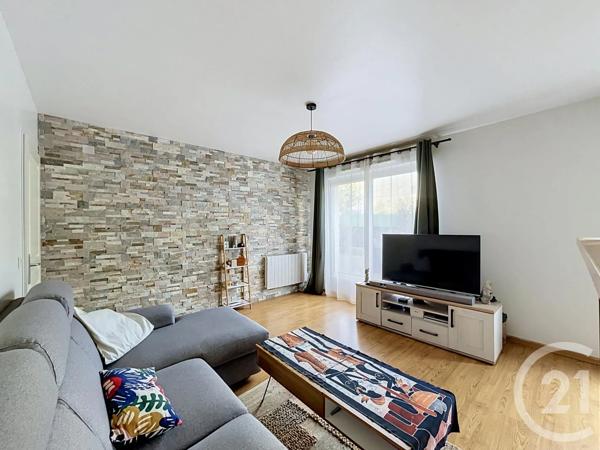 Appartement F3 à vendre  3 pièces - 65 m 2   COMPIEGNE  - 60
