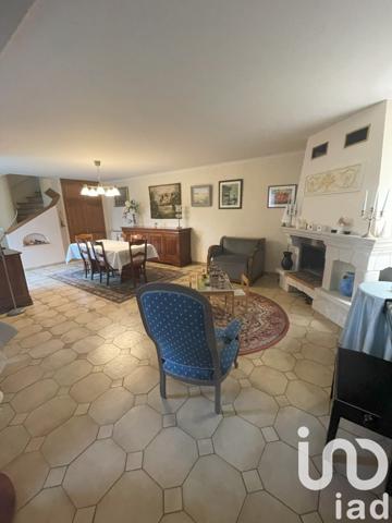 Maison 9 pièces de 250 m² à Bures-sur-Yvette (91440)