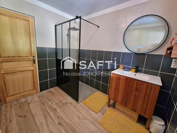 Maison individuelle + sous-sol/ 3 chambres
