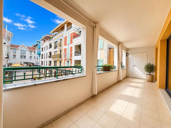 Arcachon - Hyper centre Grand T3 92.04 m² , Arcachon