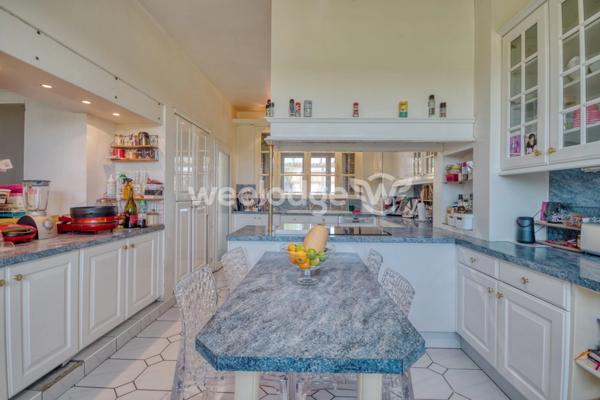 Maison à vendre 13 pièces de 450 m² à Pacy-sur-Eure