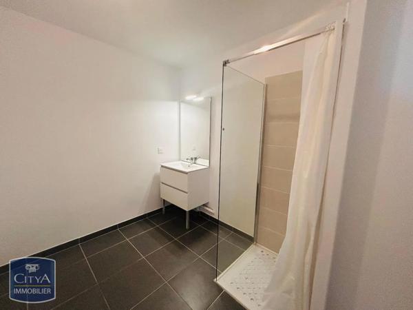 Appartement à louer 3 pièces 59.4m² Port-de-Bouc (13110)