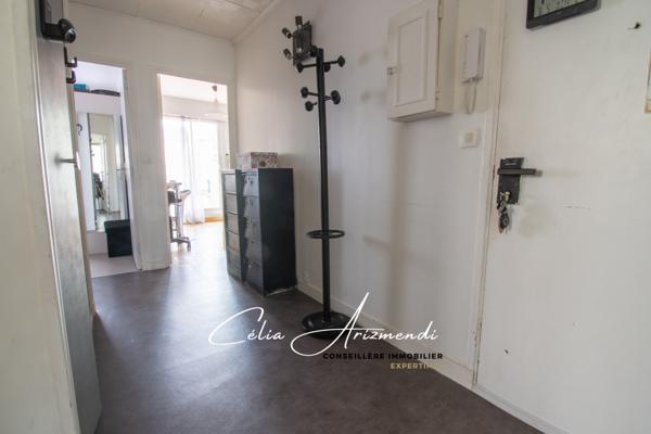 Montreuil (93100) MONTREUIL - F2 - 52.99 m²