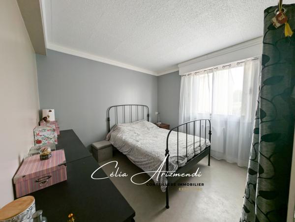 Montreuil (93100) MONTREUIL - F2 - 52.99 m²