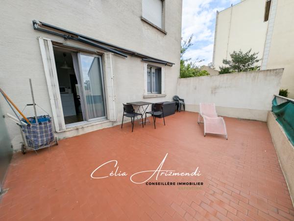 Montreuil (93100) MONTREUIL - F2 - 52.99 m²