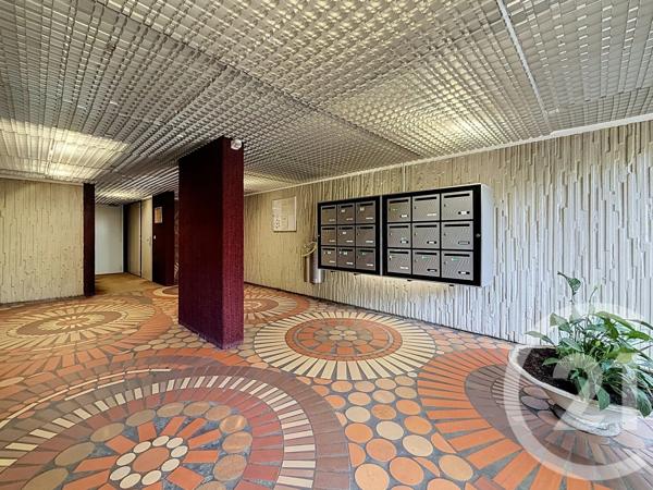 Appartement F2 à vendre  2 pièces - 48,92 m 2   METZ  - 57