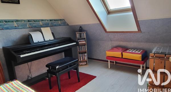 Maison à vendre 7 pièces 197 m² Saint-Genis-Laval
