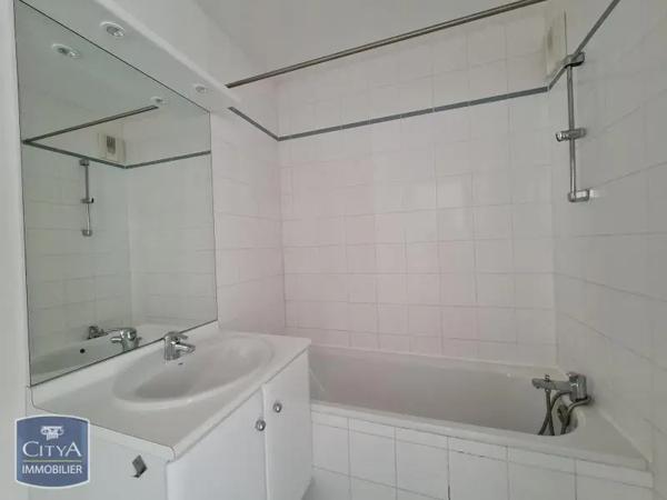Appartement à louer 2 pièces 54.1m² Le Havre (76600)