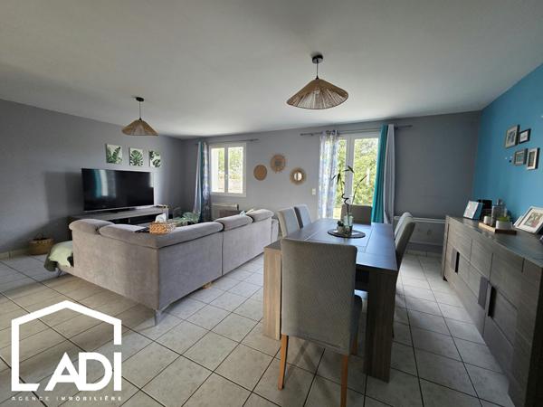 À VENDRE ! Pavillon de plain-pied à Exireuil, Exireuil 79400