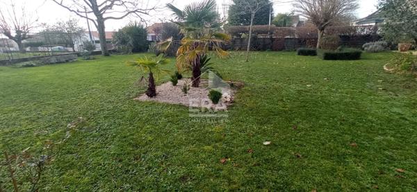 Terrain Vouille 584 m2