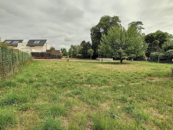 Saint Hilaire Saint Florent - Terrain constructible