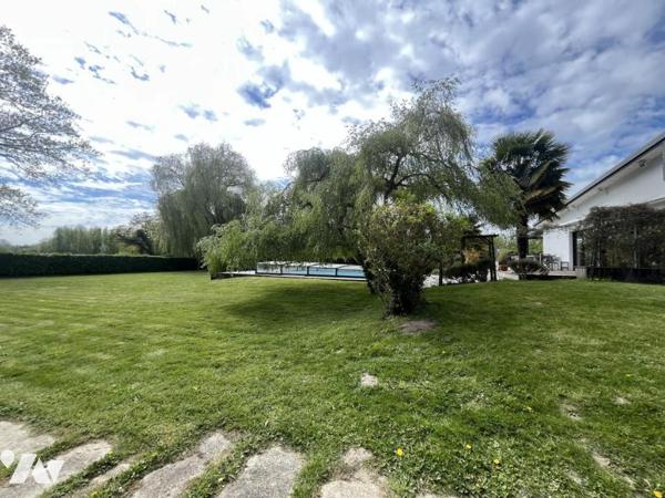 MAISON D'ARCHITECTE EN PLAIN-PIED