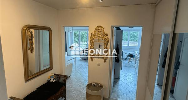 Location Appartement 4 pièces 81.67 m² - Magny-les-hameaux 78114