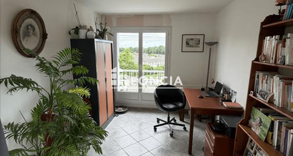 Location Appartement 4 pièces 81.67 m² - Magny-les-hameaux 78114