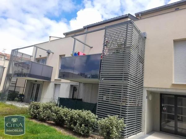 Appartement à louer 4 pièces 85.71m²