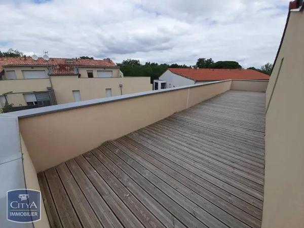 Appartement à louer 4 pièces 85.71m²