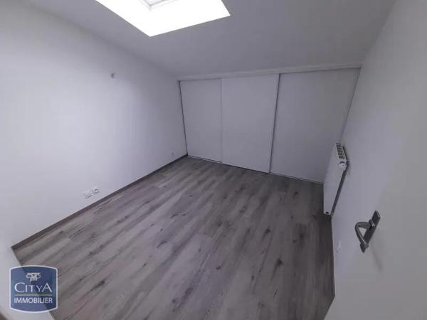 Appartement à louer 4 pièces 85.71m²