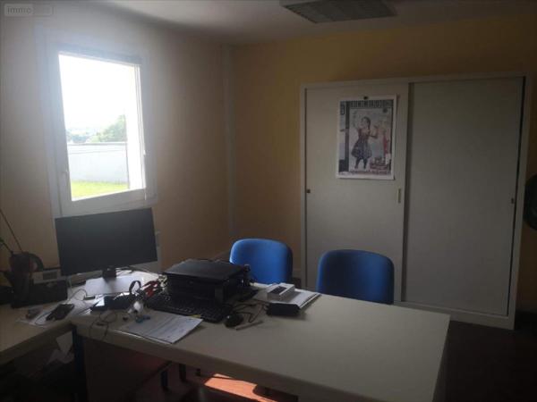 Fonds et/ou murs commerciaux à louer à Mayenne en Mayenne (53100), ref : 53075-FC166