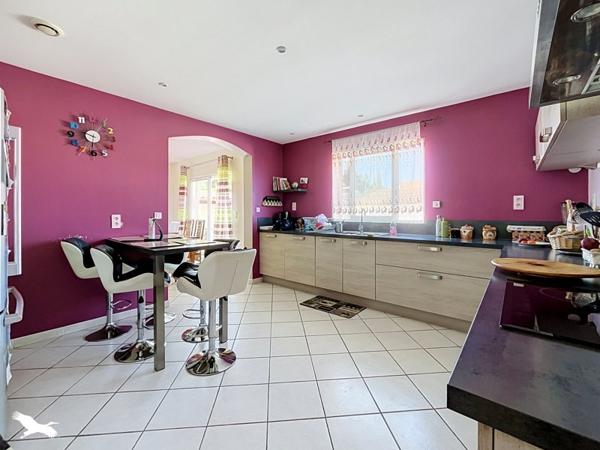 Maison 296 520 € Béziers 4 p 112 m² DPE C