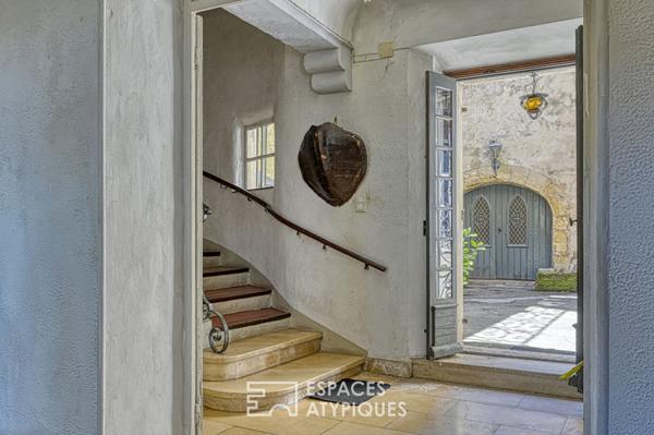 Elégance patrimoniale et son jardin suspendu à réinventer