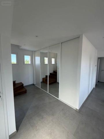 Location - Maison Maen Roch 35460 105 m 2