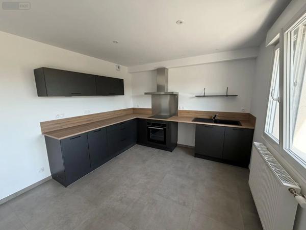 Location - Maison Maen Roch 35460 105 m 2