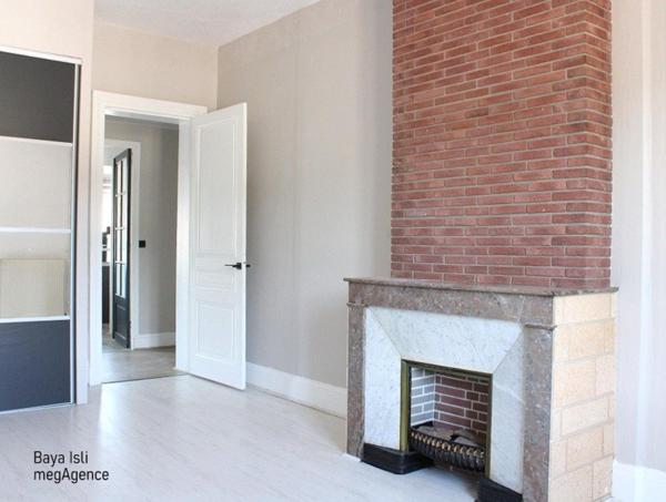 Appartement à LE CHAMBON-FEUGEROLLES, 42500 - 5 pièces 135m²
