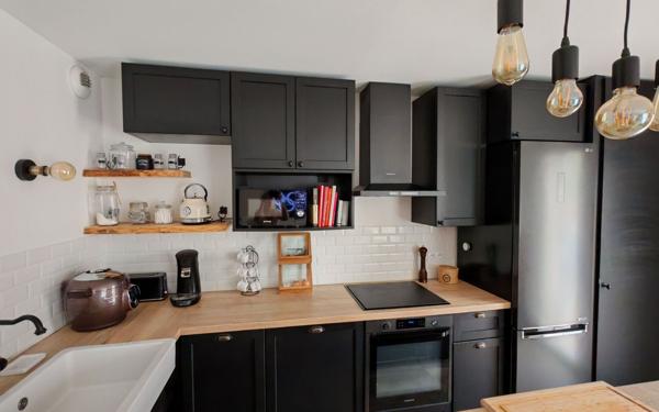 Appartement à vendre    3 pièces • 66 m2 Bezannes