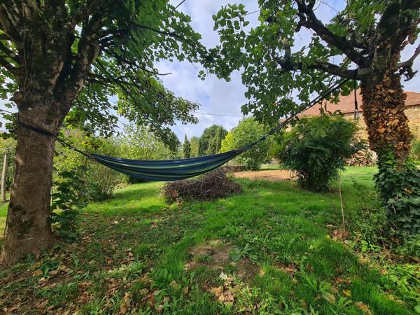 Corps de ferme rénové avec dépendance