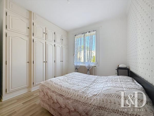 ROYAN HYPER CENTRE :  maison de ville 122 m², 3 chambres avec jardin et garage