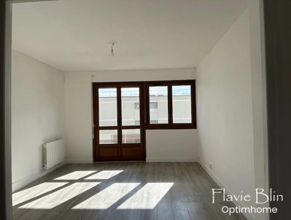 Appartement à vendre 3 pièces LOUVIERS (27)