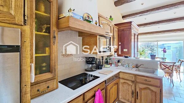 Maison 4 ch et un bureau