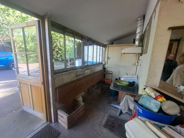 ANCIEN RESTAURANT- HOTEL A VILLAINES SOUS MALICORNE