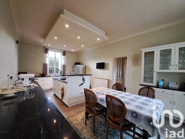 Maison à vendre 5 pièces 194 m² Savigné-sur-Lathan