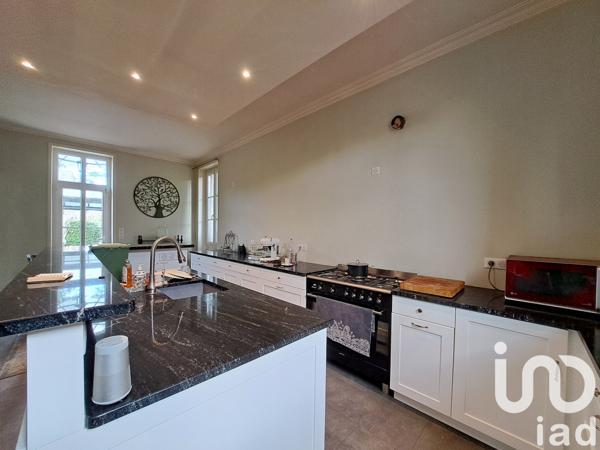 Maison à vendre 5 pièces 194 m² Savigné-sur-Lathan