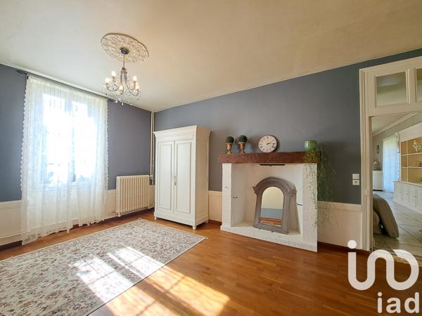 Maison à vendre 5 pièces 194 m² Savigné-sur-Lathan