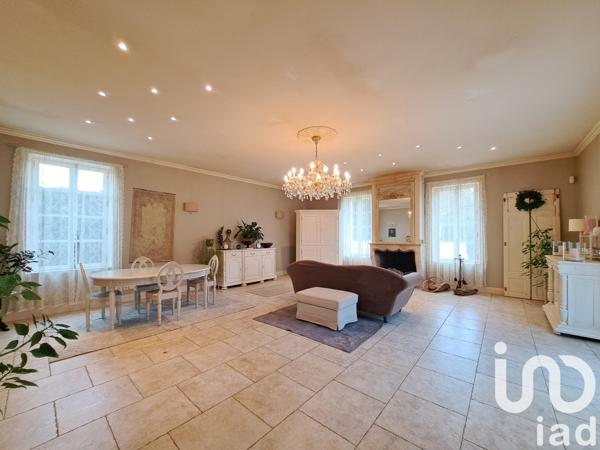 Maison à vendre 5 pièces 194 m² Savigné-sur-Lathan
