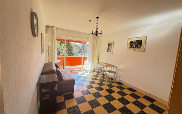 Appartement à vendre    1 pièce • 30,46 m2 Cagnes-sur-Mer