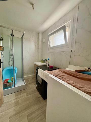 Maison à CALAIS, 62100 - 4 pièces 80m²