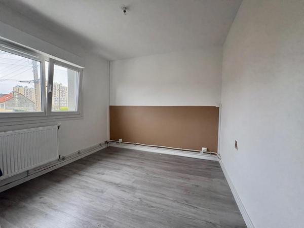 Maison à CALAIS, 62100 - 4 pièces 80m²
