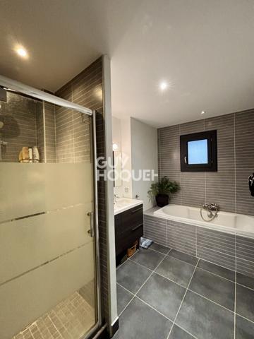 Villemoustaussou - Maison 145 m² 5 chambres, garage, piscine sur terrain 1890 m²