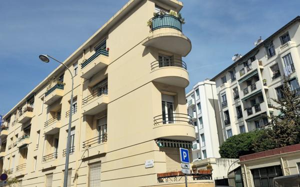 Appartement à vendre    3 pièces • 66,81 m2 Nice