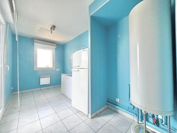 En plein centre ville, venez visiter ce 3 pièces de 69m²  avec terrasse et box !