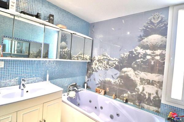 VILLA T5 4 FACES DE 134M² + PISCINE + DEPENDANCE SUR UN TERRAIN DE 1799M²