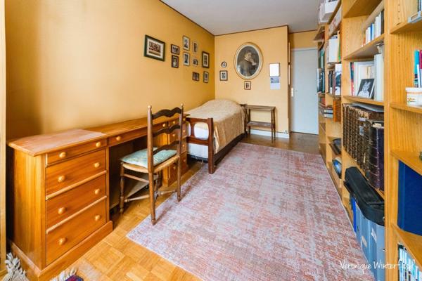Appartement à vendre 4 pièces VERSAILLES (78)-3 chambres-101m²-balcon-cave-parking