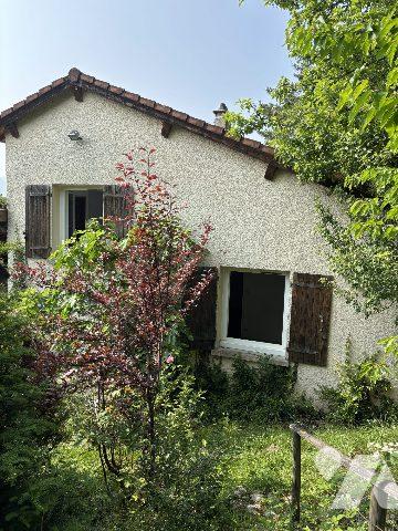 Villa de 5 chambres proche du centre