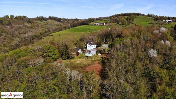 Maison à SAINTE-FEREOLE, 19270 - 8 pièces 187m²