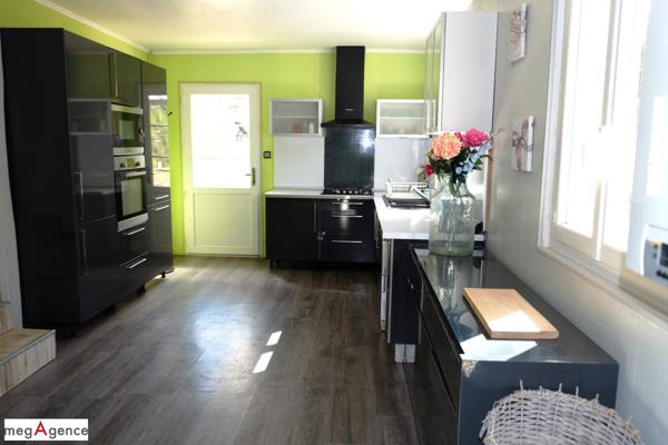 Maison à SAINTE-FEREOLE, 19270 - 8 pièces 187m²